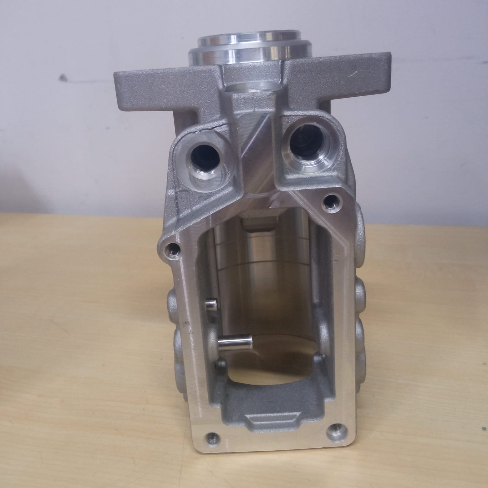 CARCAÇA APLICAÇÃO L385 – PERKINS 6354 - Imagem 2