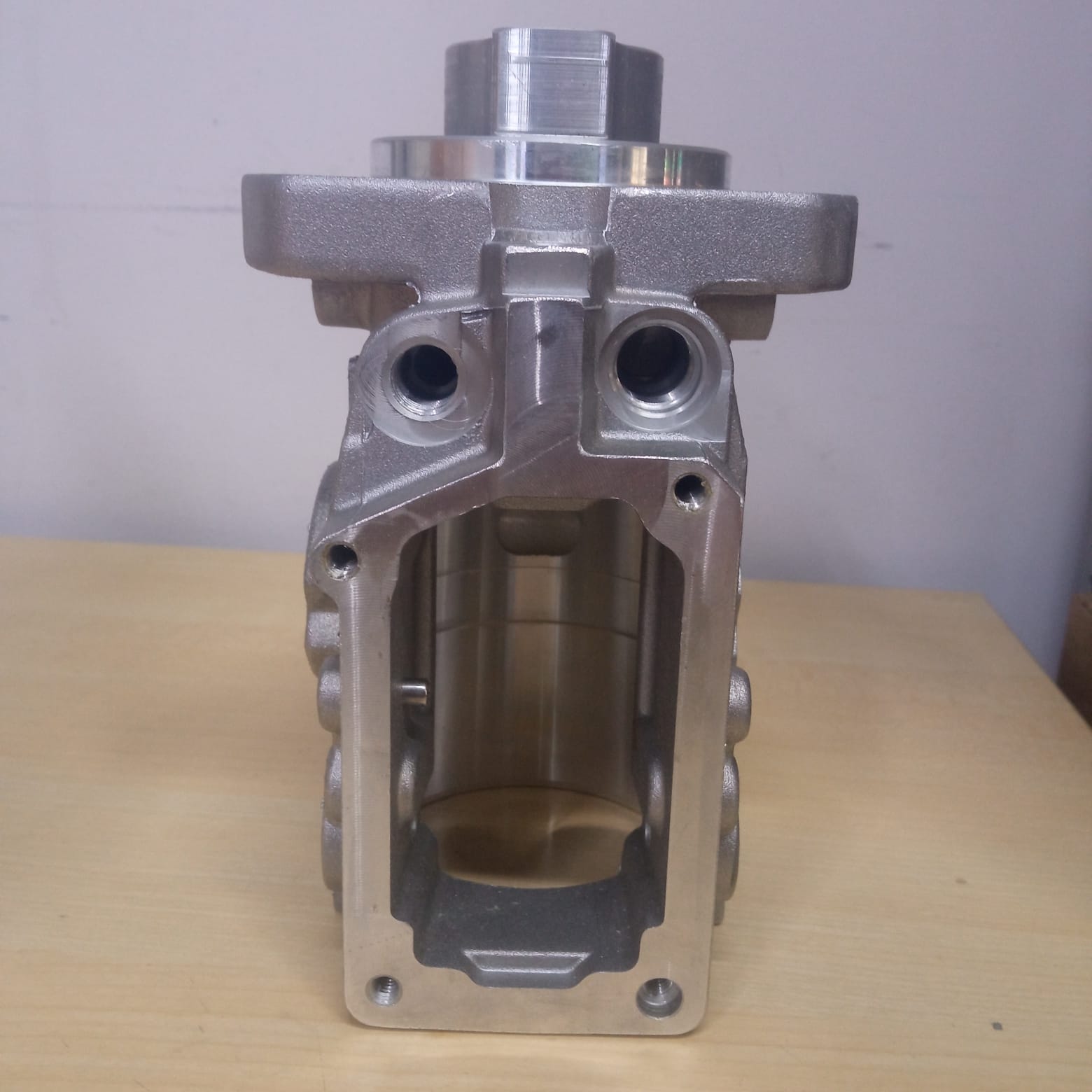 CARCAÇA APLICAÇÃO R653-1 R687-4 R687-5 R858 R862-1 R889 R905
